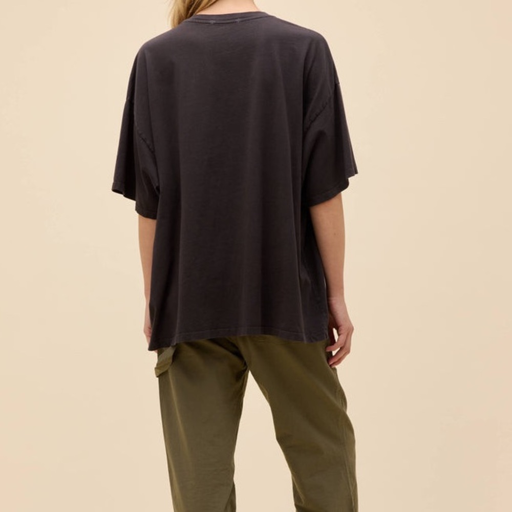 Daydreamer Charcoal Graphic Tee - Picture 2 of 4